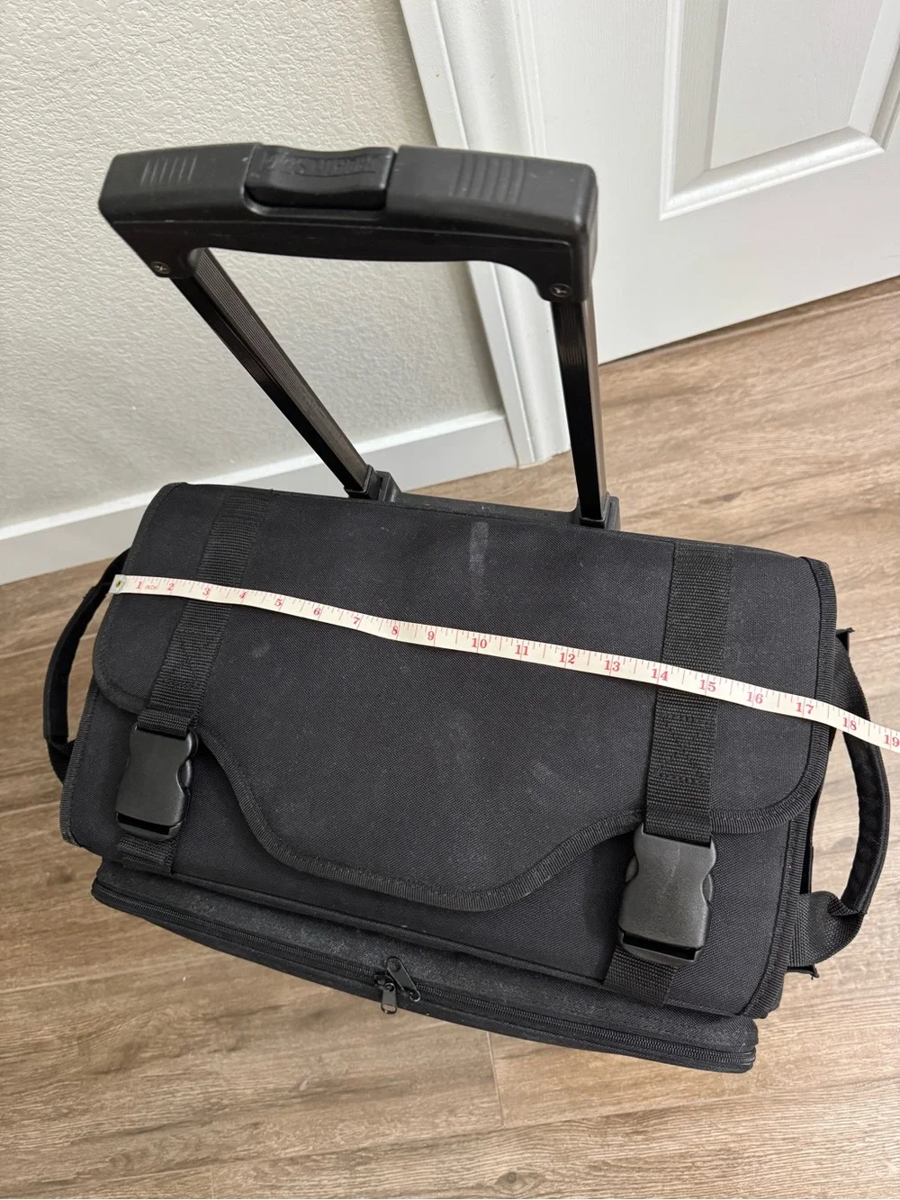 Crop In Style Navigator Rolling Tote Scrapbook Art Craft Storage Organizer Bag